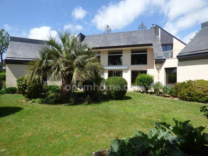 Maison 6 pièces 220 m² · à Saint-Nicolas-de-Redon · 220 m² · 342 000 €