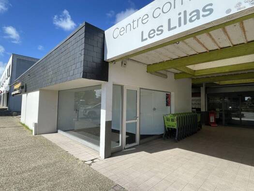Boutique à vendre 85 000 € 38 m² de surface de vente Centre Bourg Séné 56860