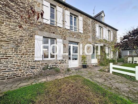 Maison à vendre 297 500 € 4 pièces 2 chambres 180 m² 1 894 m² de terrain Céaux 50220
