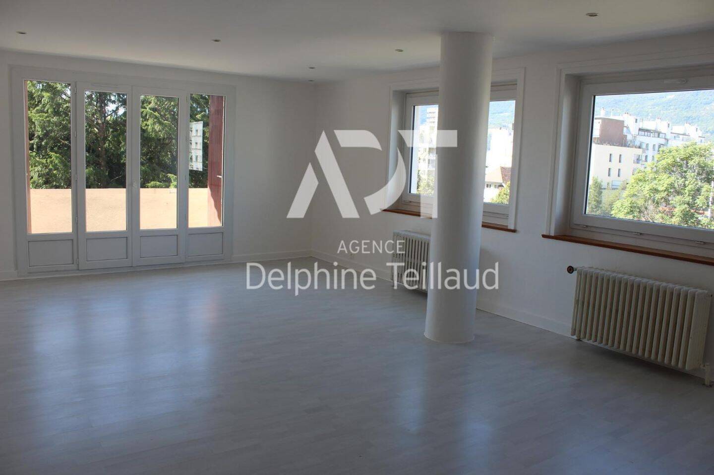 Appartement 3 pièces 98 m² · à Grenoble · 97,8 m² · 855 €/mois