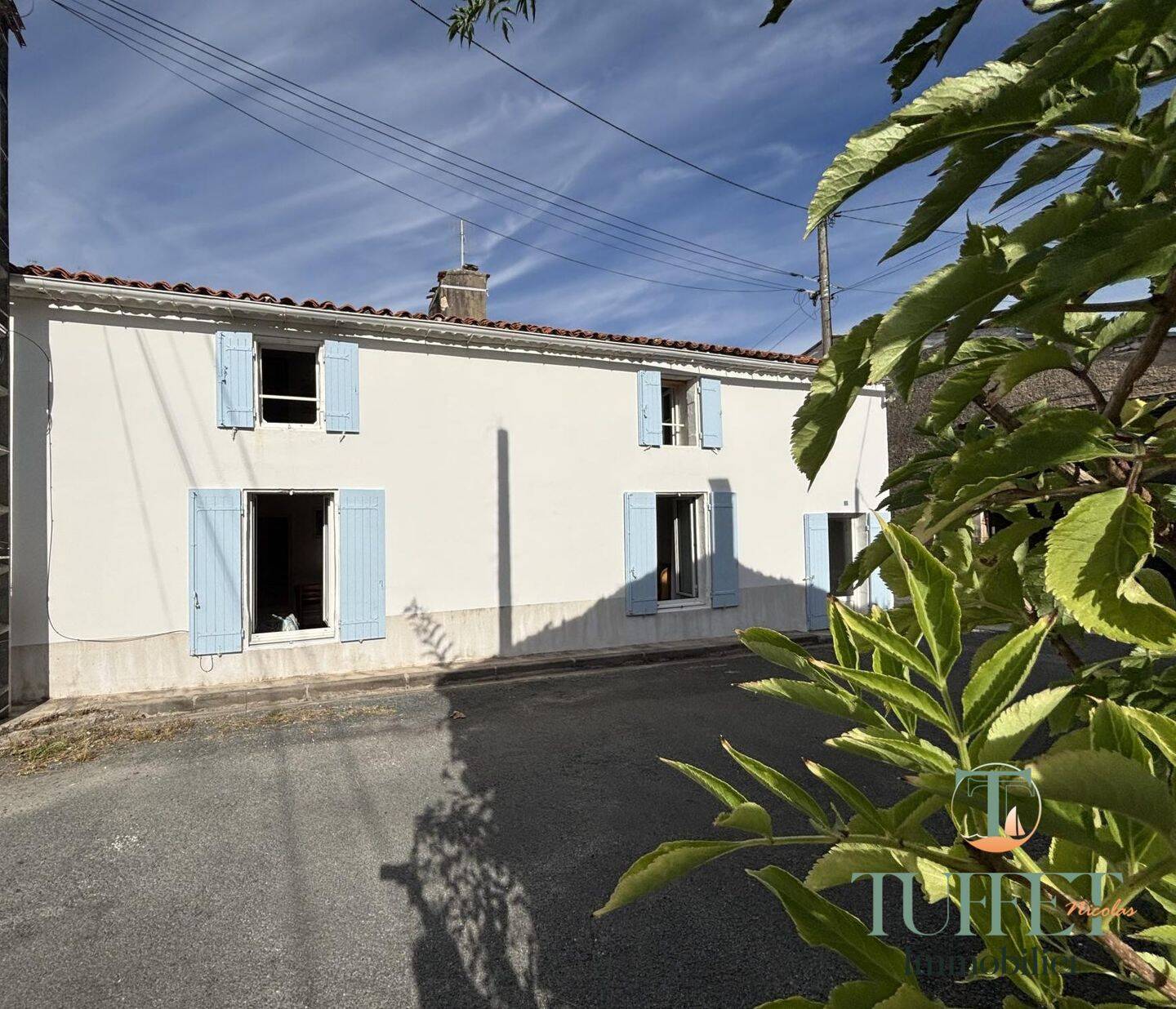 Maison 5 pièces 100 m² · à Chaillevette · 100 m² · 185 000 €