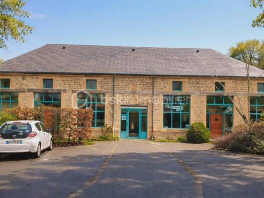 Espace bureau à vendre 299 900 € 310 m² de bureaux Montcy-Theux Nord Charleville-Mézières 08000