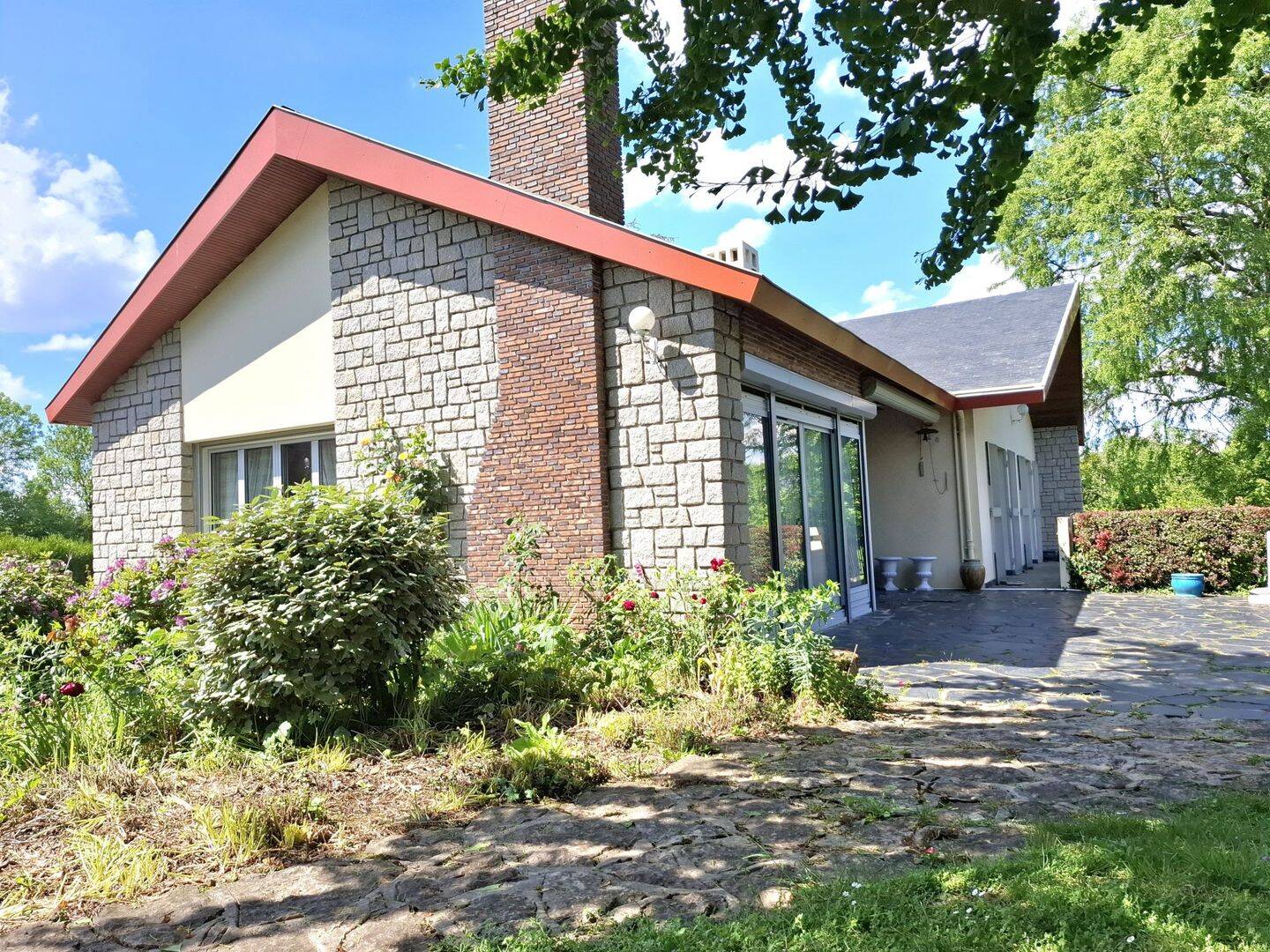 Maison 5 pièces 132 m² · à Beaumont-sur-Sarthe · 131,9 m² · 230 000 €