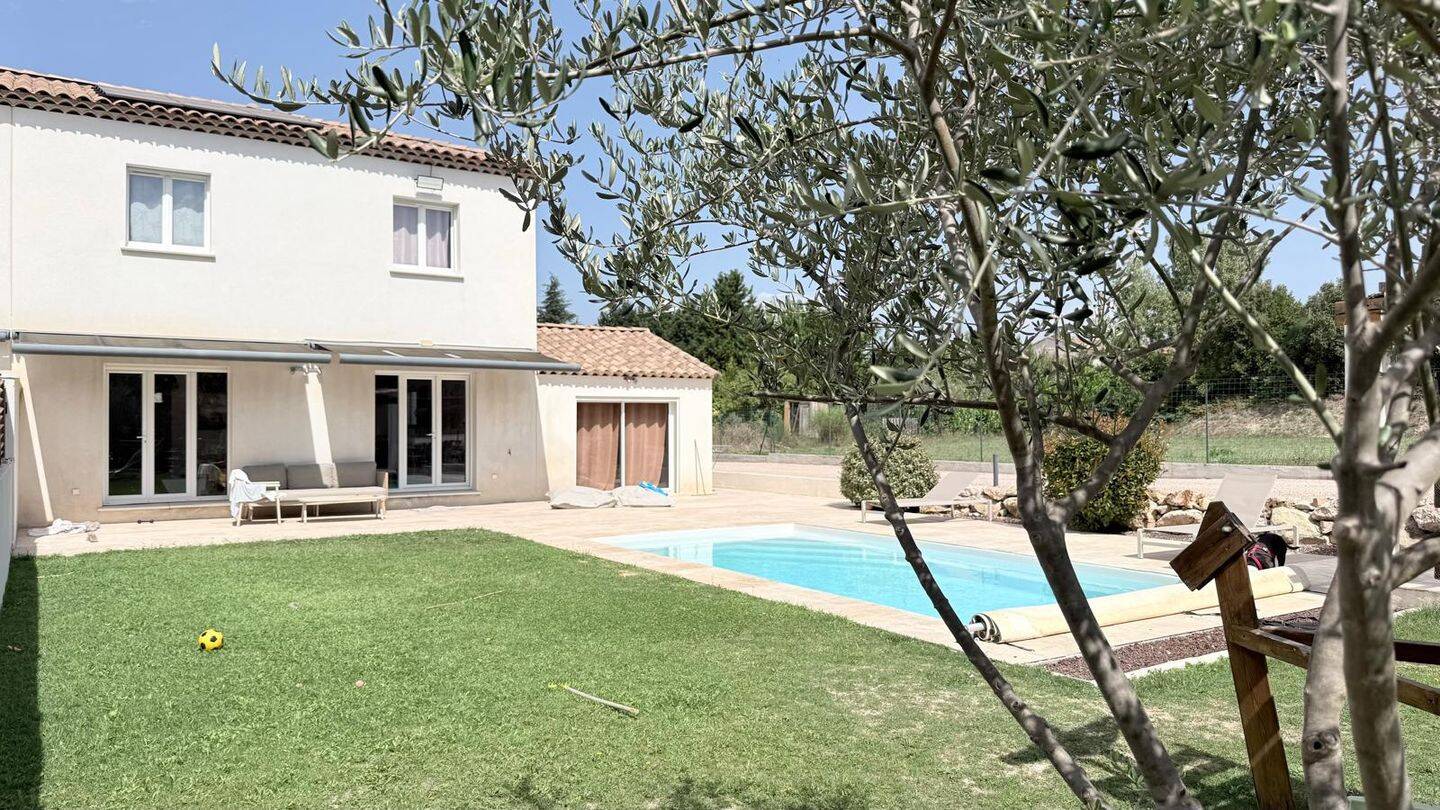 Maison 5 pièces 130 m² · à Aix-en-Provence · 130 m² · 693 000 €