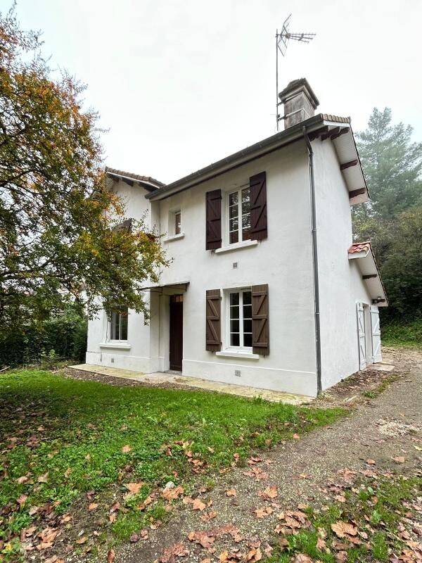Maison 3 pièces 119 m² · à Aire-sur-l'Adour · 119 m² · 737 €/mois