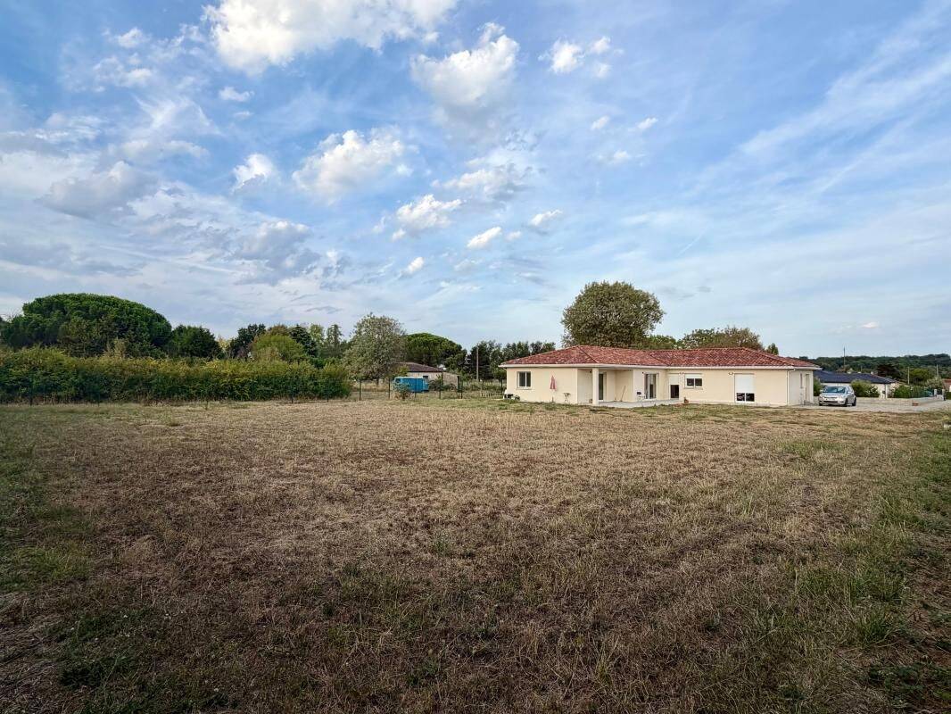 Maison 5 pièces 160 m² · à Aussonne · 159,8 m² · 426 000 €