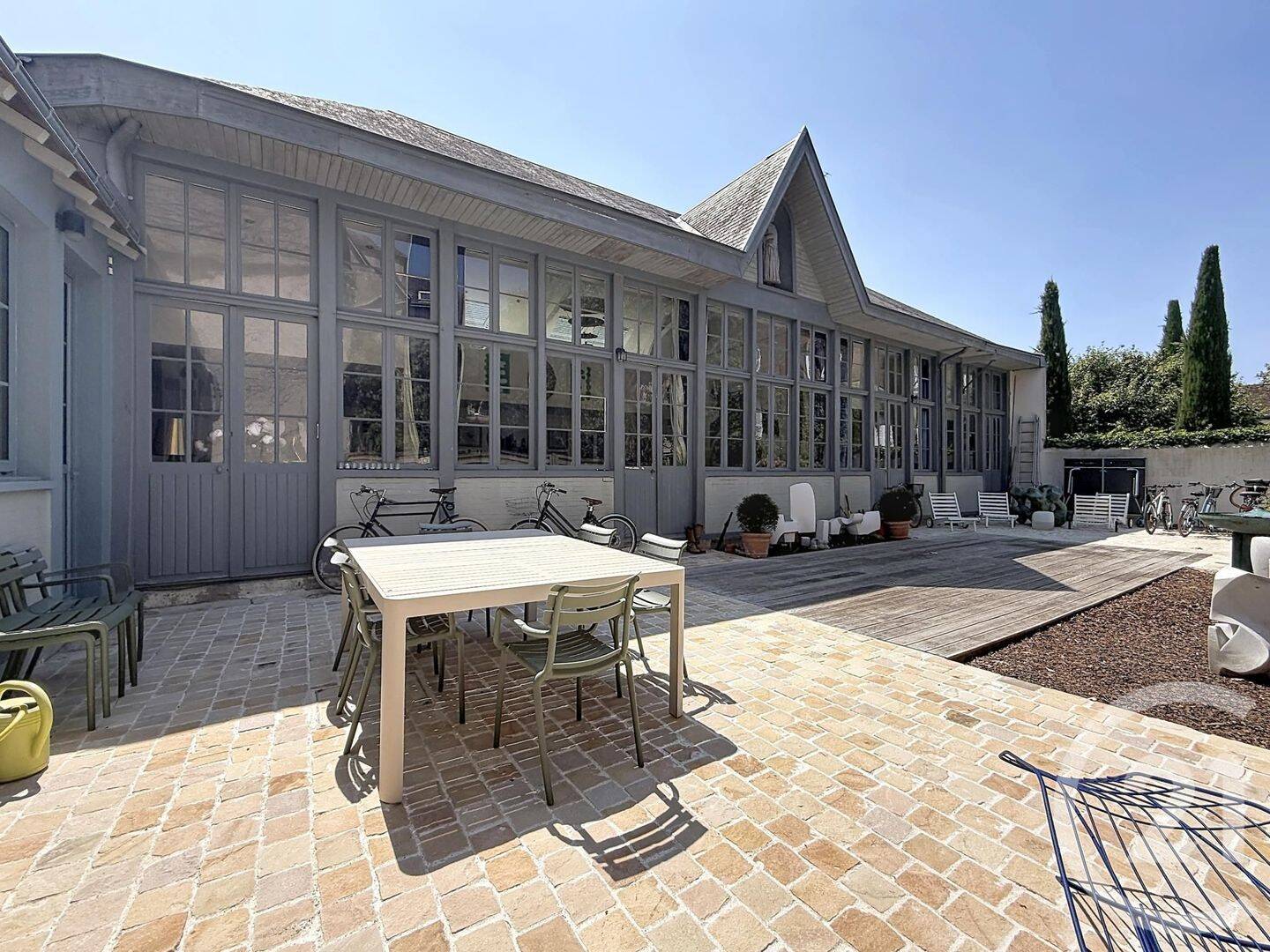 Maison 7 pièces 240 m² · à Chartres · 240 m² · 849 000 €