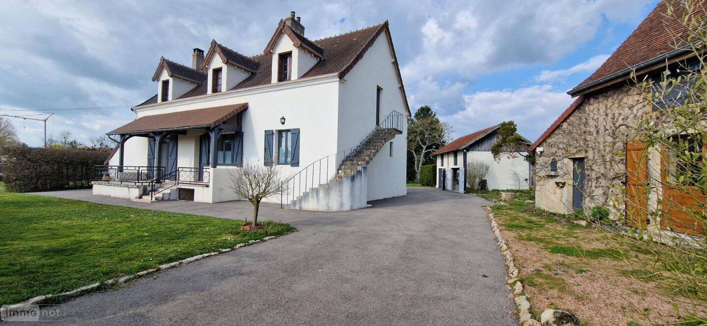 Maison 9 pièces 218 m² · à Palinges · 218 m² · 279 000 €
