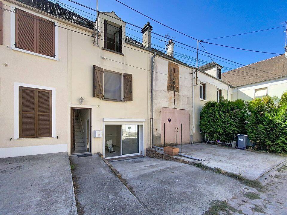 Maison 3 pièces 40 m² · à Mandres-les-Roses · 40 m² · 160 000 €