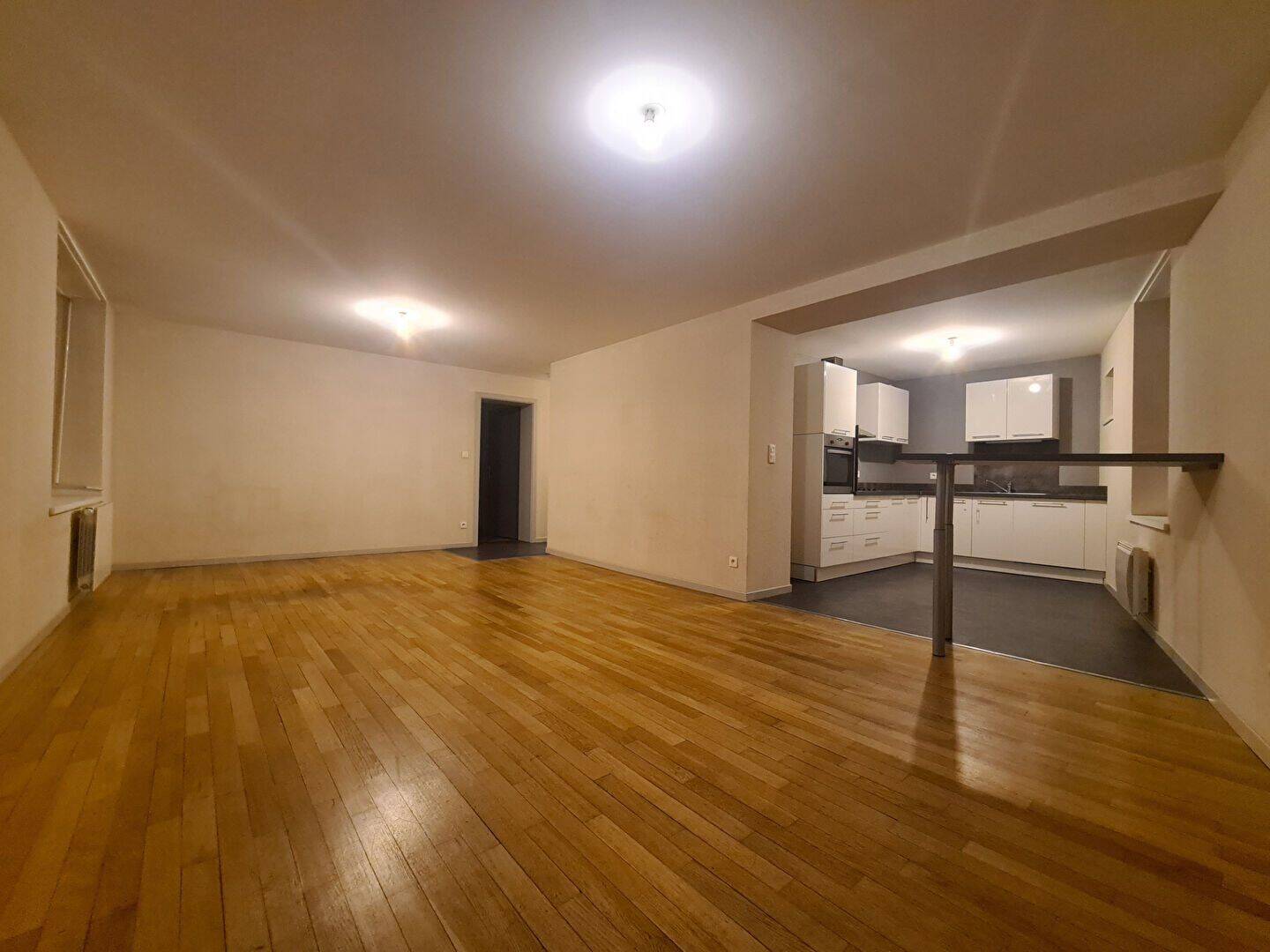 Appartement 4 pièces 92 m² · à Charmes · 92,4 m² · 711 €