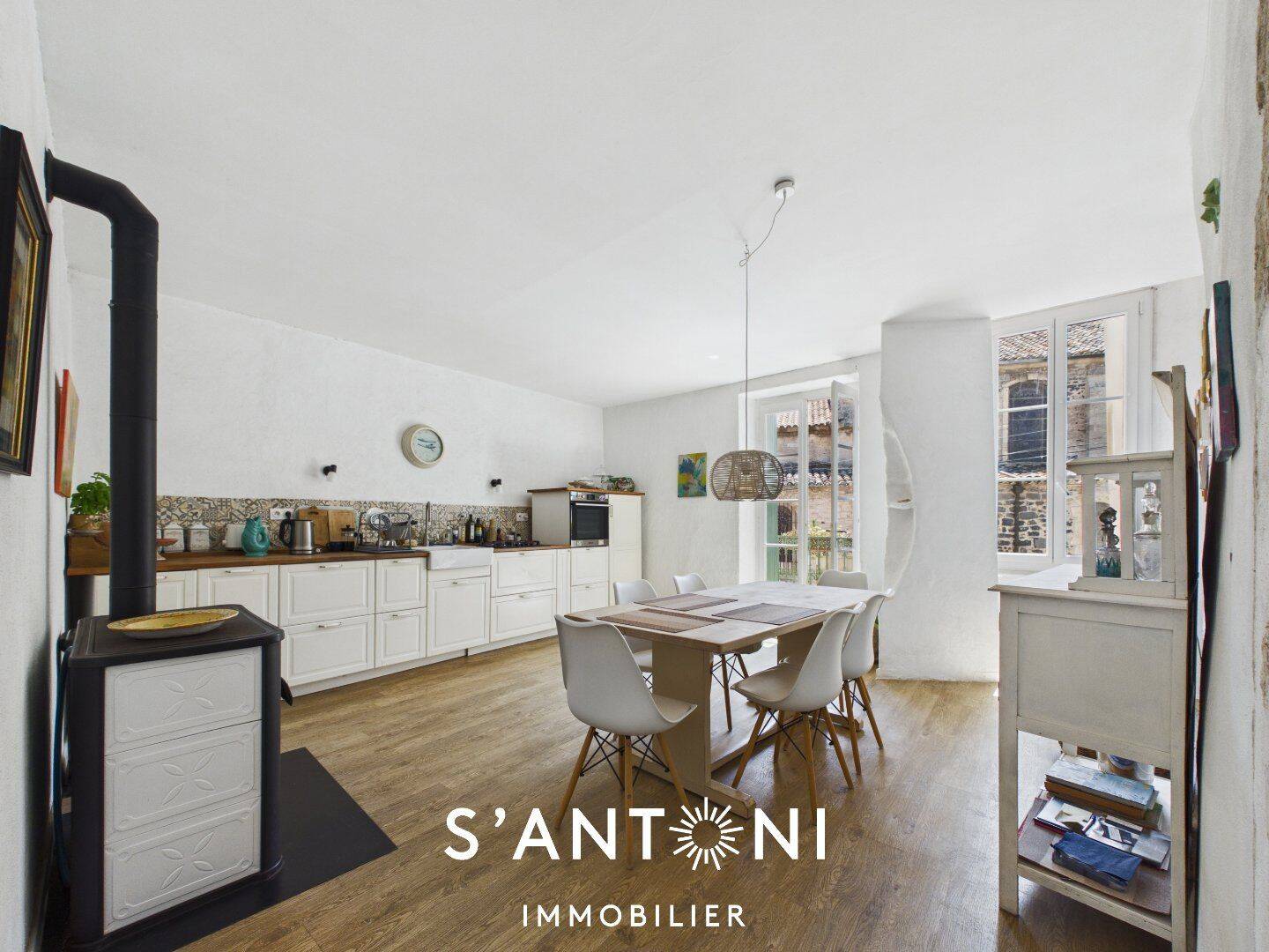 Maison 6 pièces 150 m² · à Bessan · 150 m² · 210 000 €