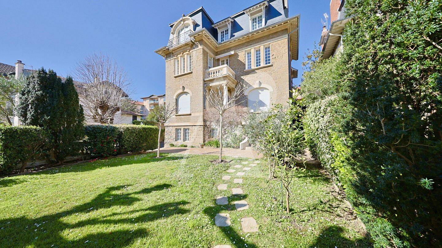 Appartement 3 pièces 112 m² · à Biarritz · 112,1 m² · 1 090 000 €