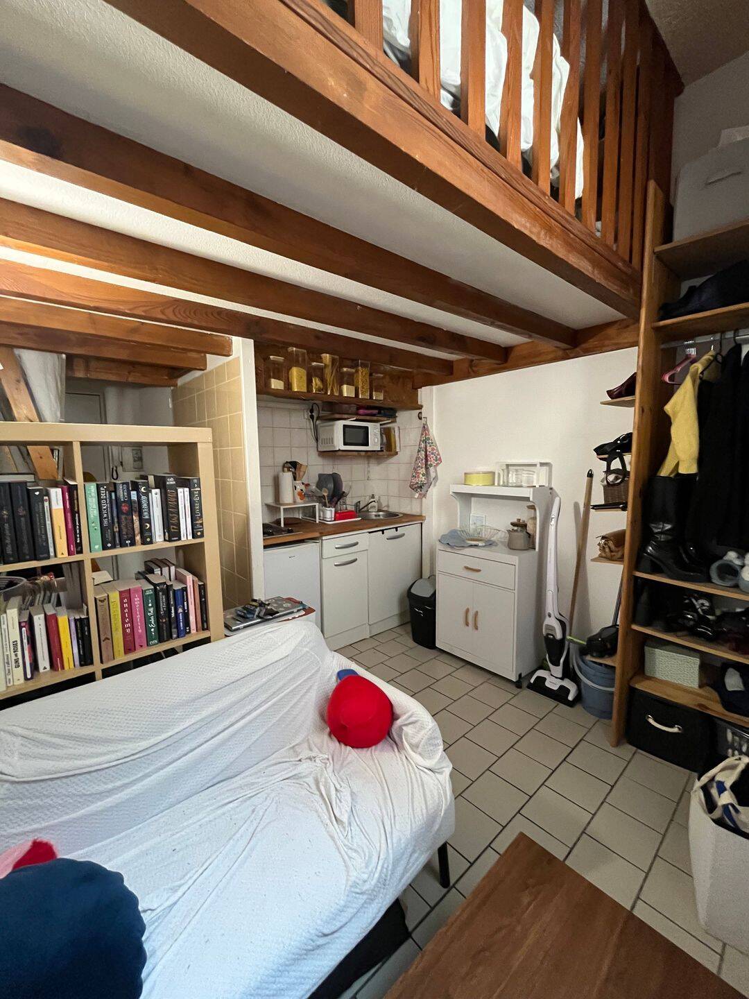 Appartement 1 pièce 18 m² · à Bordeaux · 18 m² · 450 €