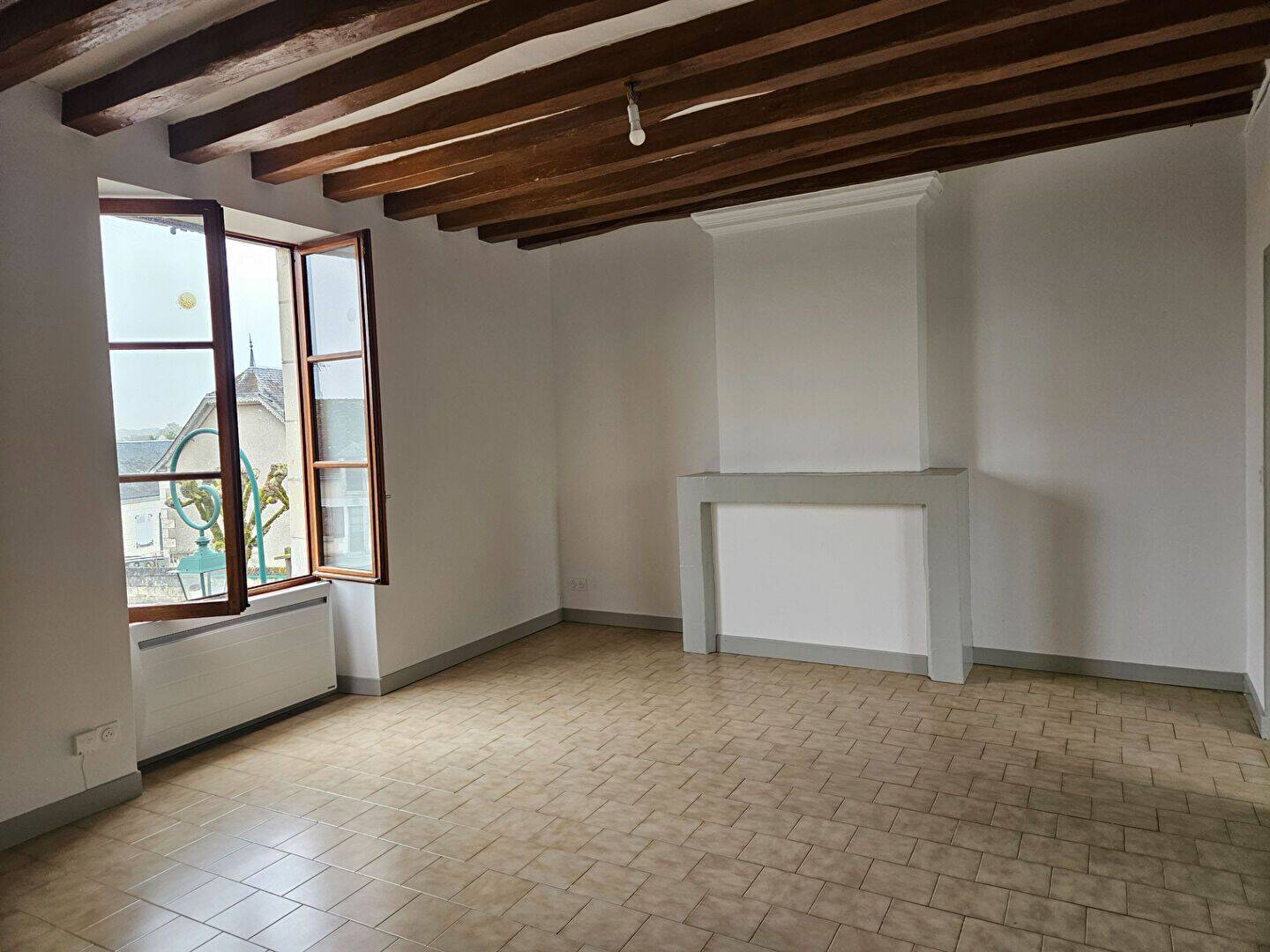 Appartement 3 pièces 71 m² · à Saint-Senoch · 71 m² · 528 €