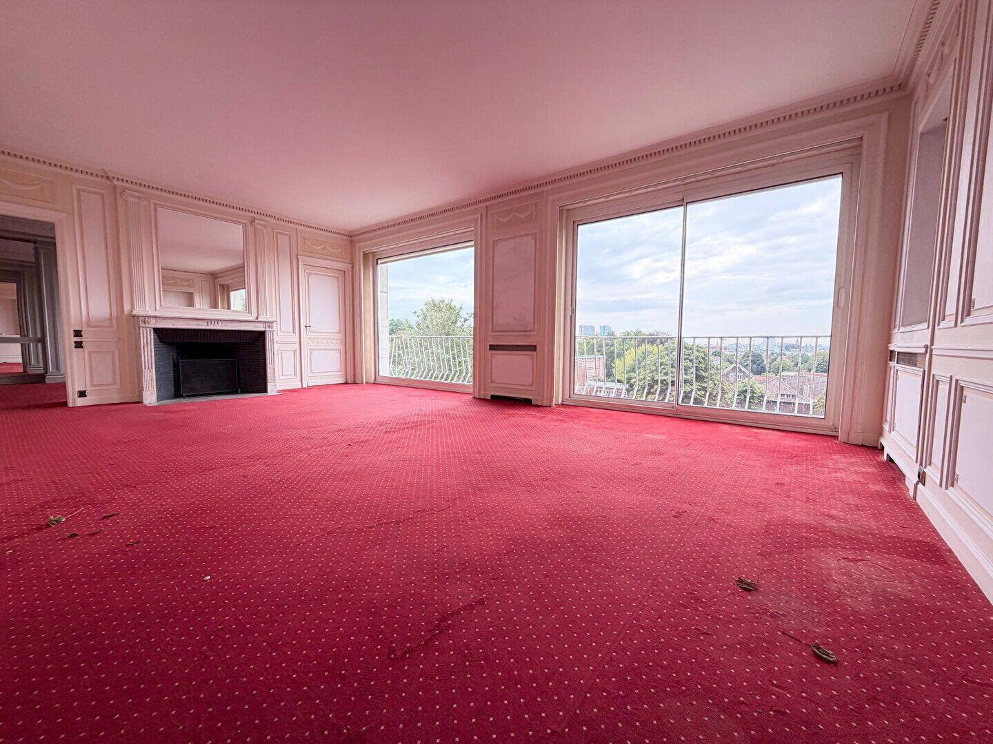 APPARTEMENT T6 EN DUPLEX AVEC TERRASSE, GARAGES ET CAVES, DERNI — 3