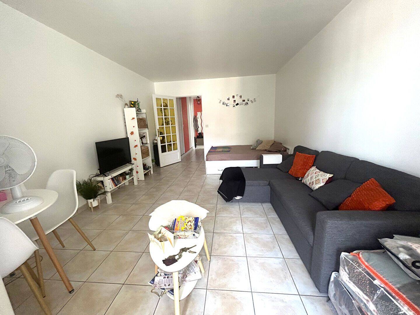 Appartement 1 pièce 34 m² · à Aulnay-sous-Bois · 34,5 m² · 821 €/mois