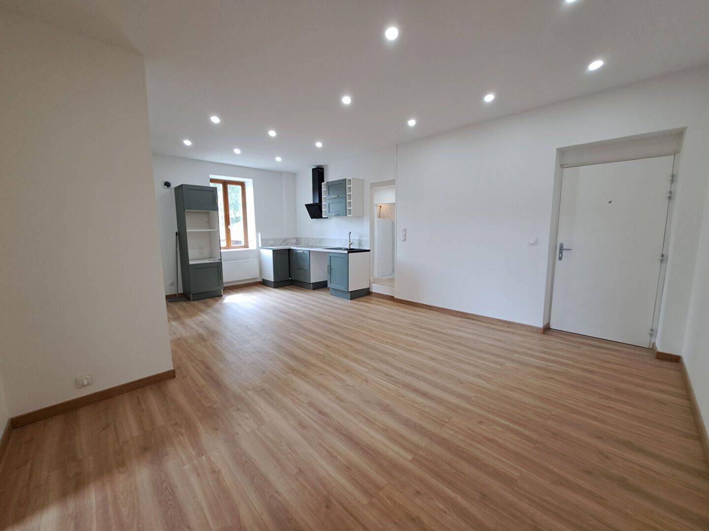 Appartement 3 pièces 60 m² · à Sérézin-du-Rhône · 60,4 m² · 175 000 €
