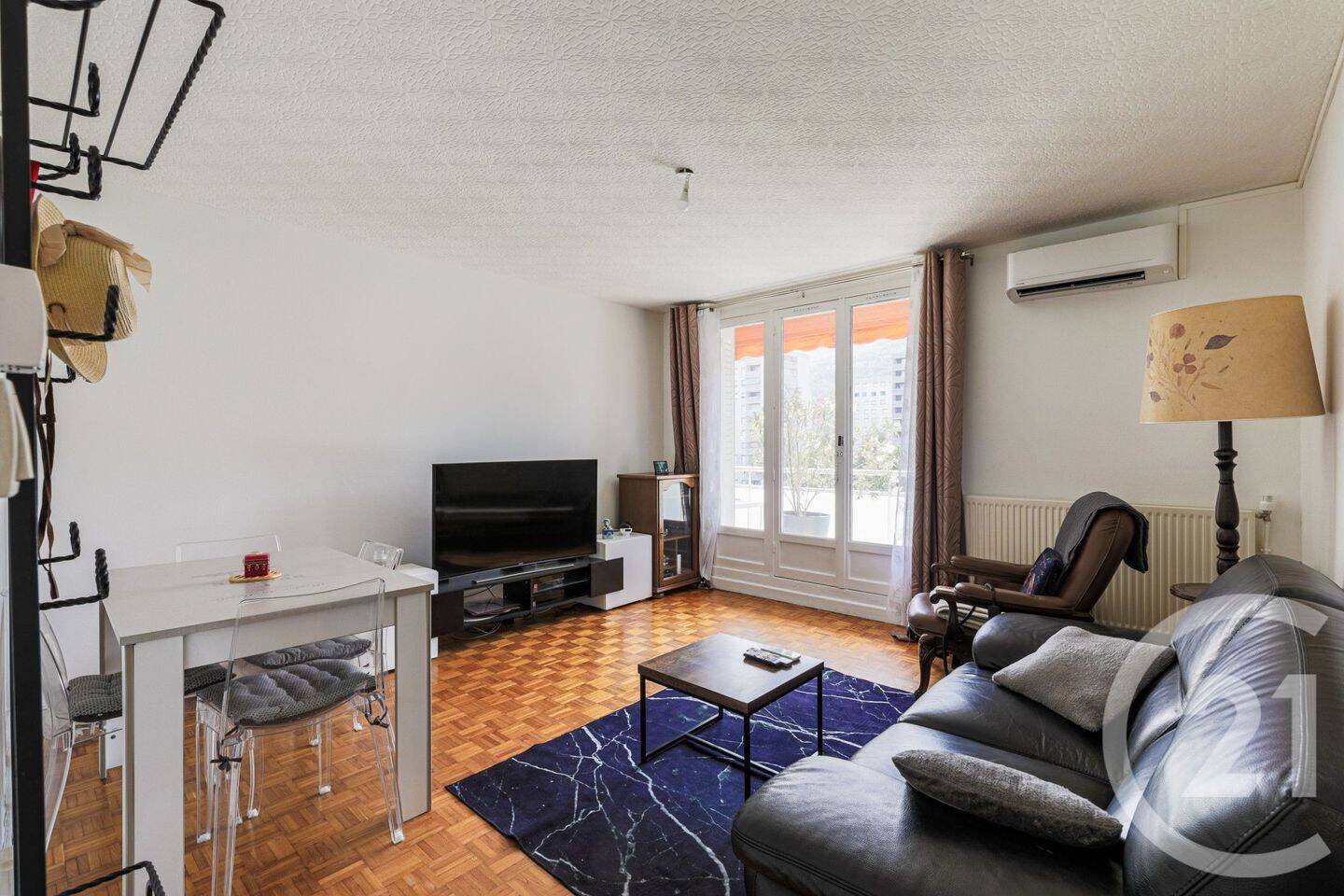 Appartement 4 pièces 66 m² · à Seyssins · 66,4 m² · 180 000 €