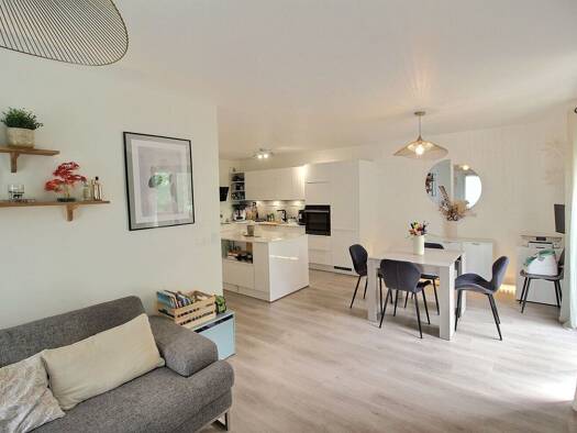 Appartement à vendre 358 800 € 3 pièces 2 chambres 68 m² Étage 2/4 Les Graviers Massy 91300