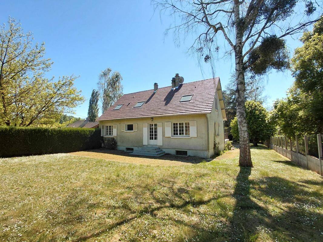 Maison 7 pièces 175 m² · à Dordives · 175 m² · 221 000 €