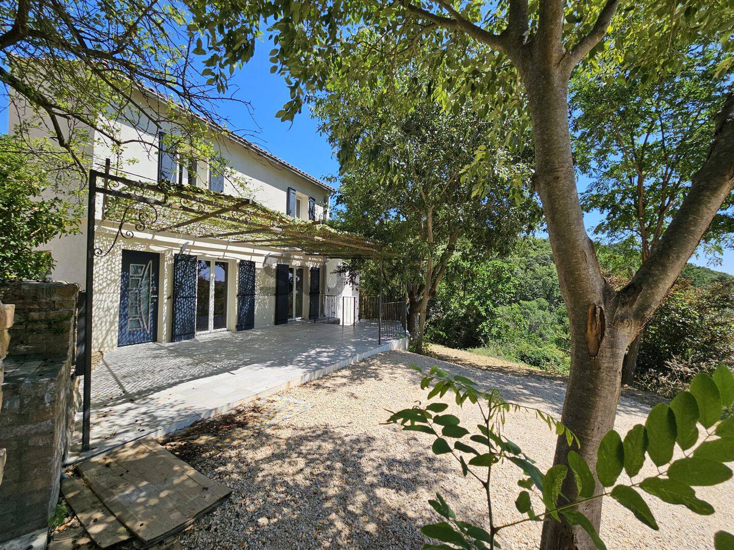 Maison 6 pièces 153 m² · à Alès · 153 m² · 400 000 €
