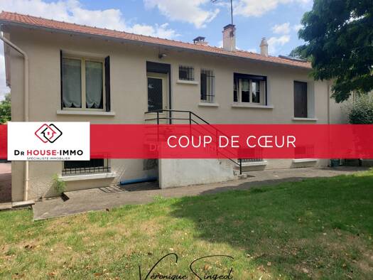 Maison à vendre 189 900 € 7 pièces 3 chambres 130 m² 1 557 m² de terrain Saint-Michel-le-Cloucq 85200