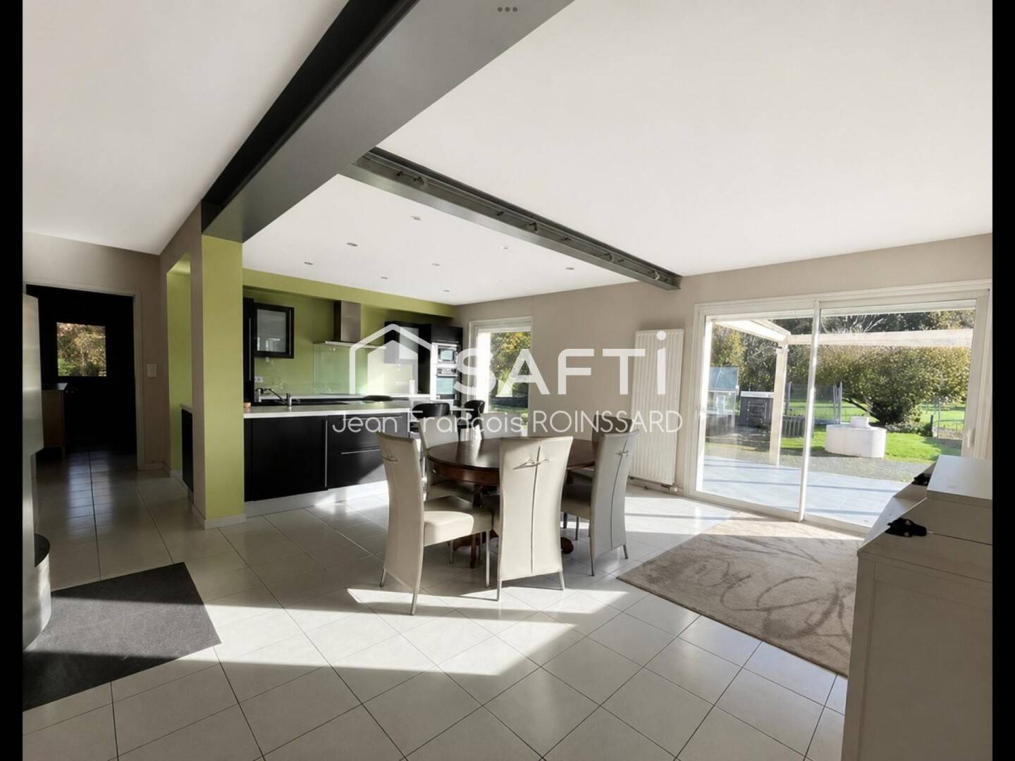 Maison 9 pièces 178 m² · à Couëron · 178 m² · 469 100 €