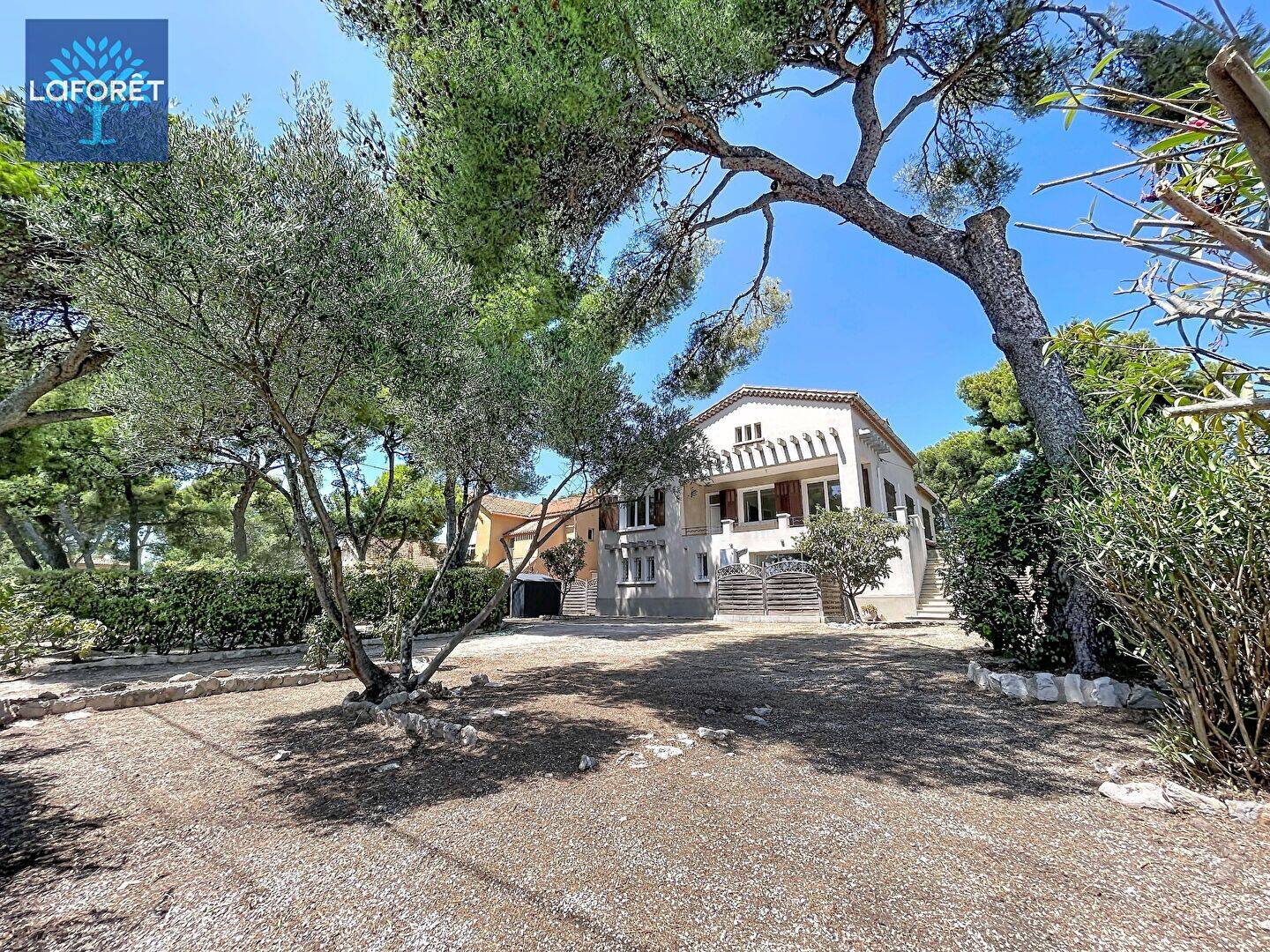 Appartement 4 pièces 104 m² · à Sausset-les-Pins · 104 m² · 1 470 €