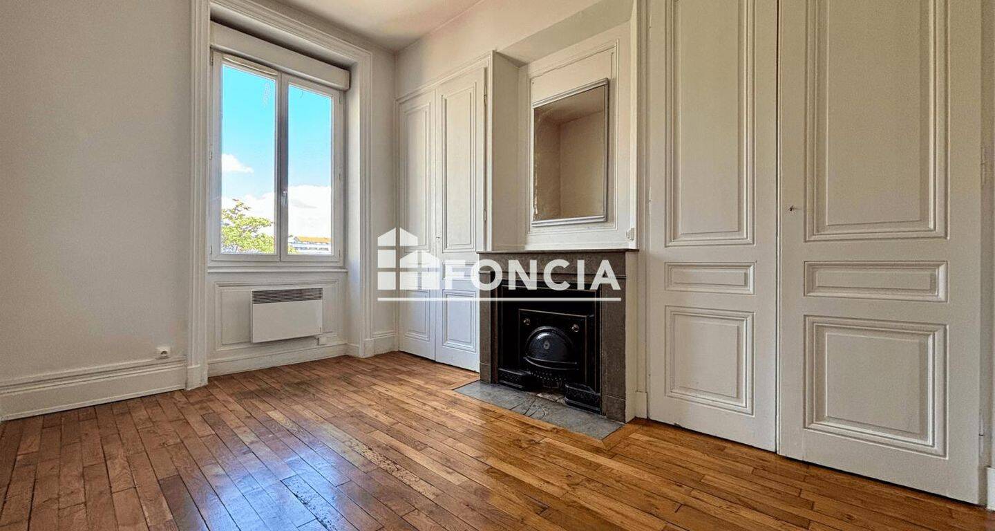 Appartement 1 pièce 32 m² · à Villeurbanne · 32,4 m² · 540 €