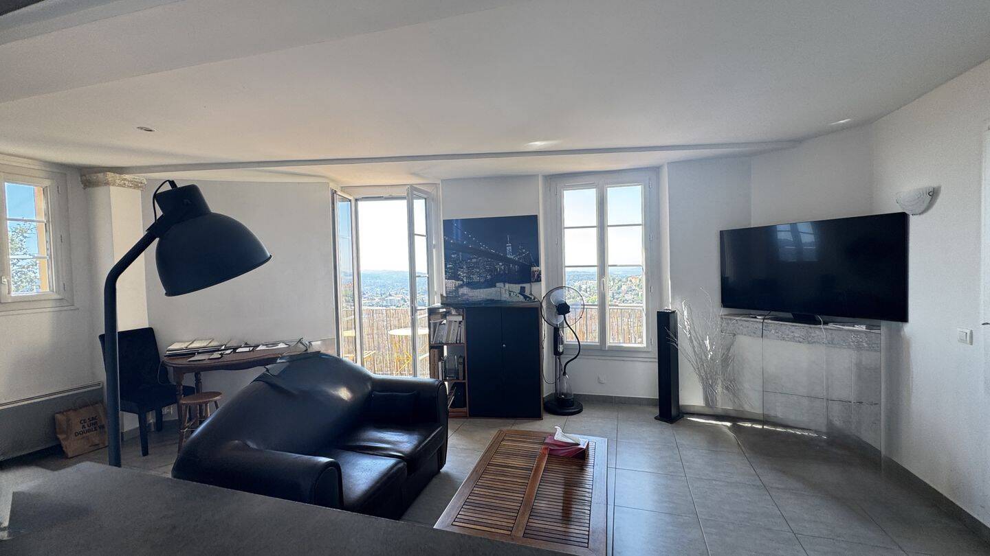 Appartement 3 pièces 90 m² · à Grasse · 90 m² · 279 000 €