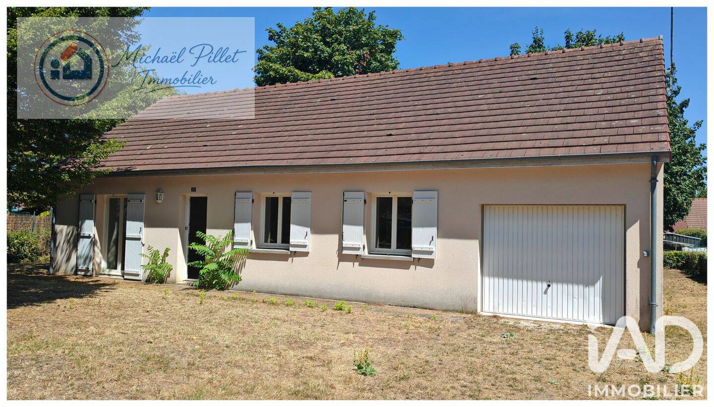 Maison 4 pièces 82 m² · à Avord · 82 m² · 148 000 €