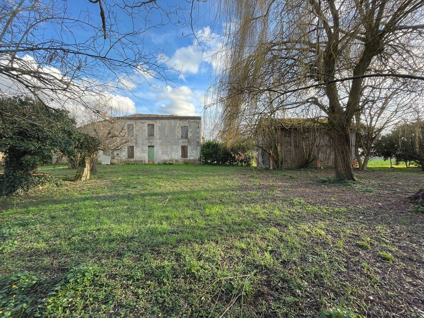 Maison 5 pièces 130 m² · à Couthures-sur-Garonne · 130 m² · 49 000 €