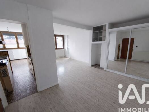 Appartement à vendre 85 000 € 4 pièces 2 chambres 71 m² Étage 1/4 Beaulieu – Montchovet-Marandinière Saint-Étienne 42100