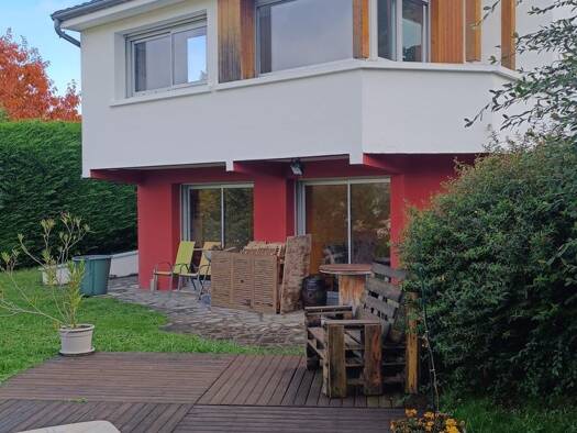 Villa à vendre 590 000 € 1 pièce 1 chambre 175 m² 1 243 m² de terrain Ceyrat Ceyrat 63122