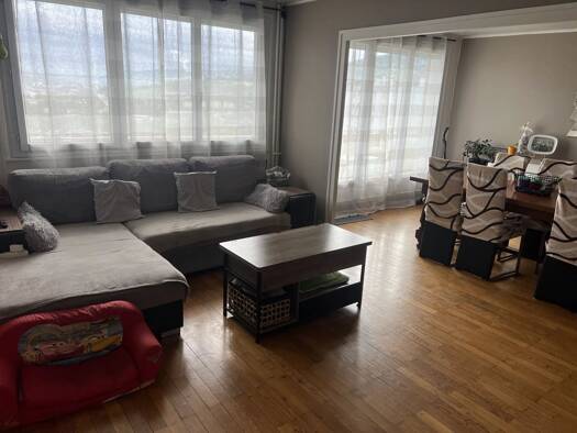 Appartement à vendre 103 000 € 5 pièces 3 chambres 94 m² RDC/4 Centre Firminy 42700