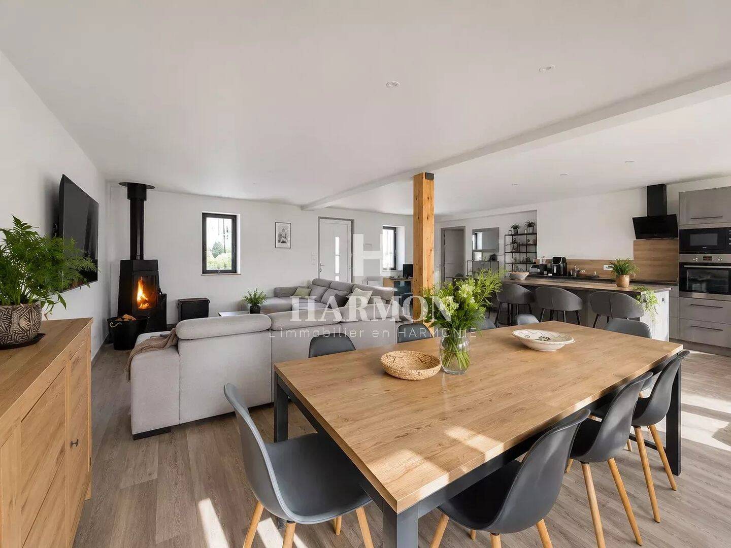 Maison 8 pièces 275 m² · à Bégaar · 275 m² · 625 000 €