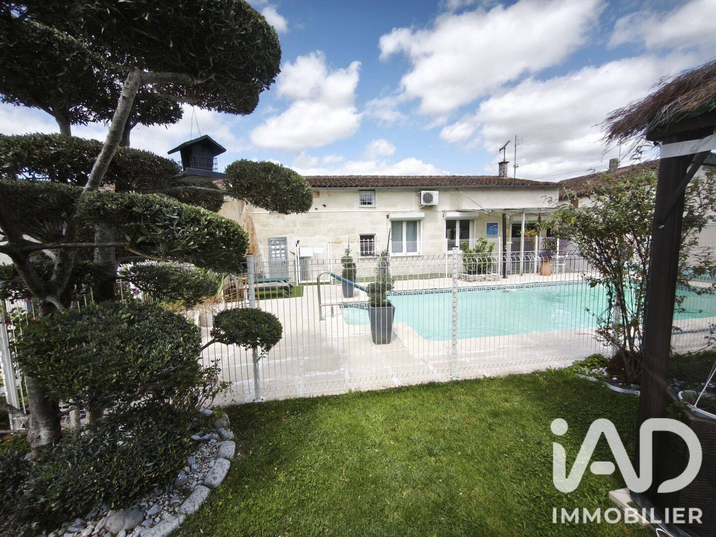 Maison 5 pièces 182 m² · à Saint-Denis-de-Pile · 182 m² · 635 000 €