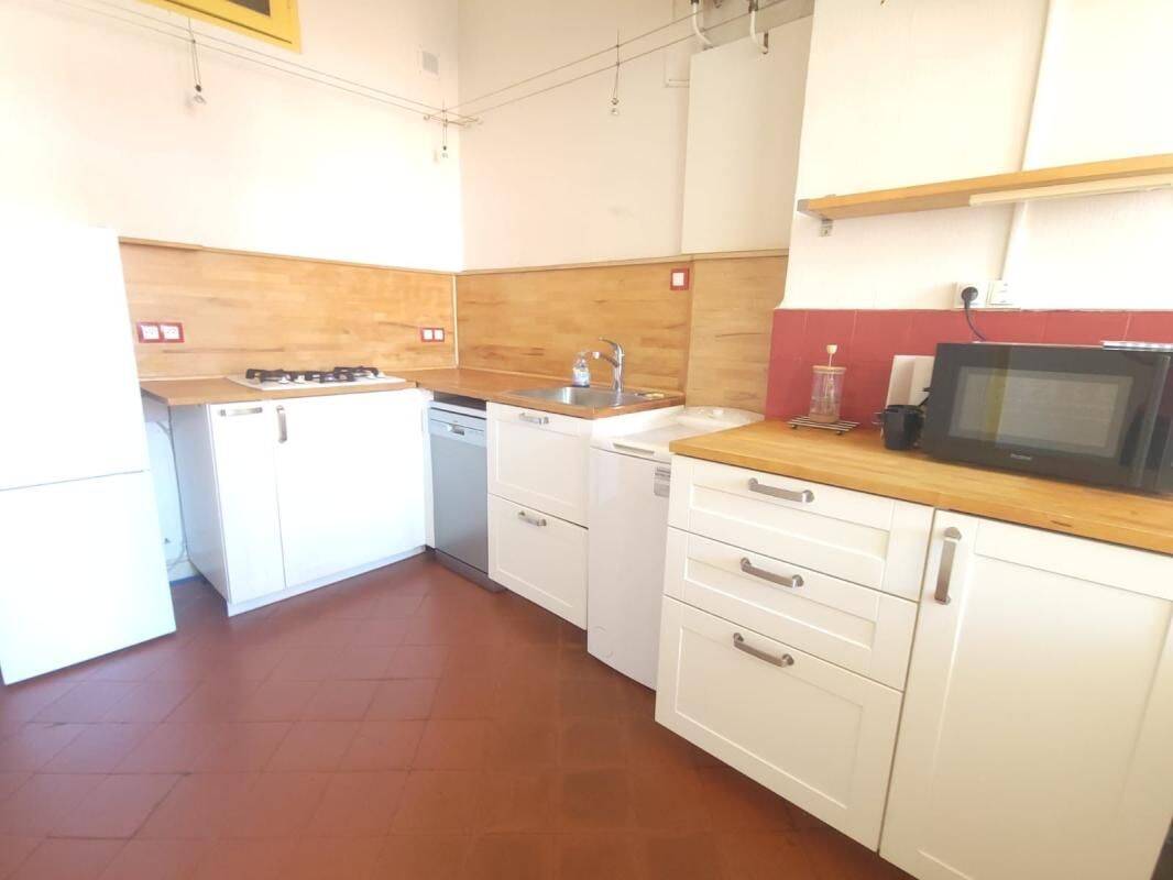 Appartement 2 pièces 44 m² · à Lyon 7ème Arrondissement · 43,9 m² · 800 €/mois
