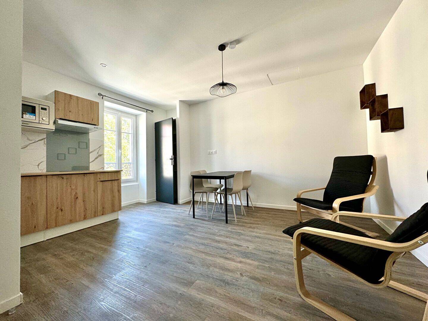 Appartement 2 pièces 31 m² · à Orgon · 31,3 m² · 641 €