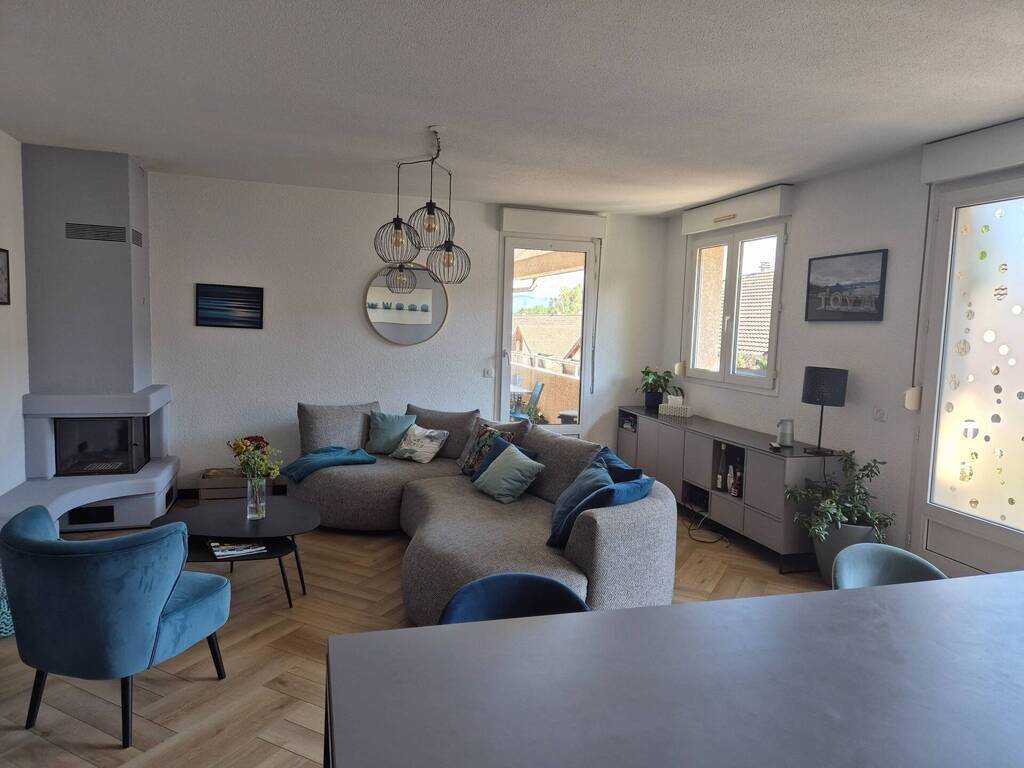 Appartement 6 pièces 151 m² · à Divonne-les-Bains · 151,3 m² · 2 980 €/mois