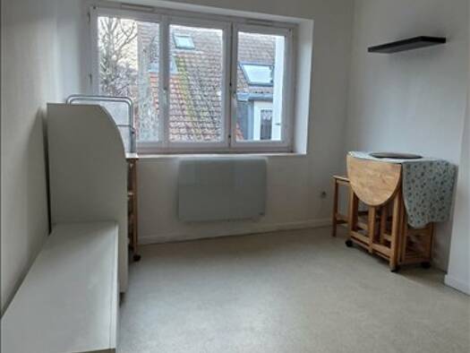 Studio à louer - logement étudiant 450 € 2 pièces 1 chambre 18 m² 2ème étage Dernier Sou-Vieille Ville Boulogne-sur-Mer 62200