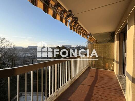 Appartement à louer 1 050 € 2 pièces 1 chambre 68,6 m² 6ème étage Flammarion Lyon 4ème arrondissement 69004