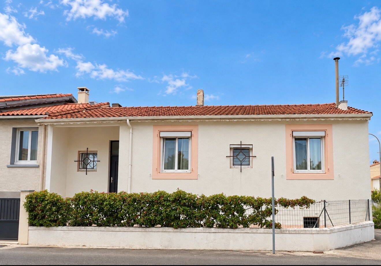 Maison 4 pièces 100 m² · à Narbonne · 100 m² · 1 200 €/mois