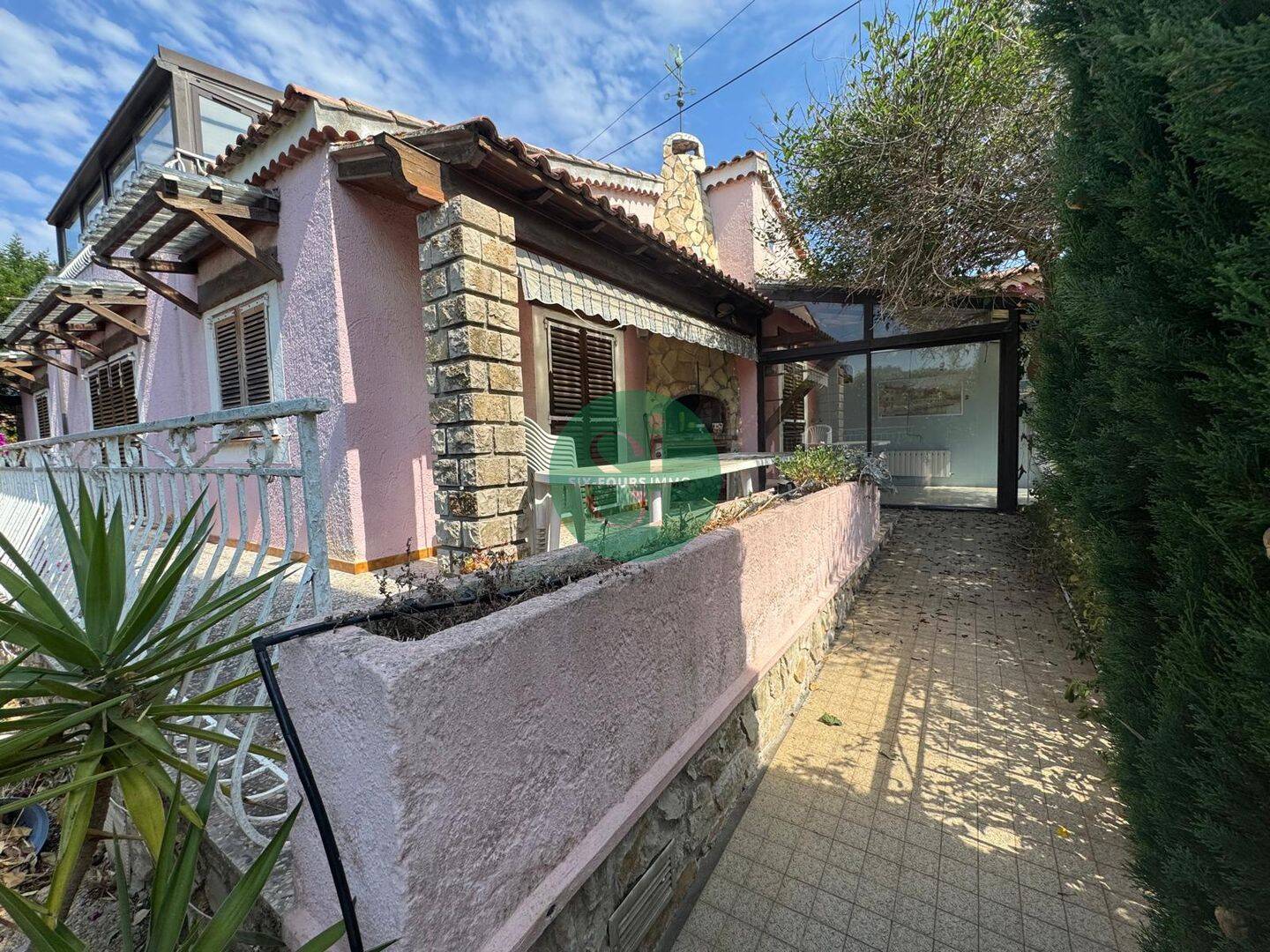 Maison 7 pièces 161 m² · à Six-Fours-les-Plages · 161 m² · 650 000 €