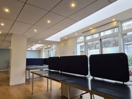 Espace bureau à vendre 1 150 000 € 220 m² de bureaux Montrouge 92120