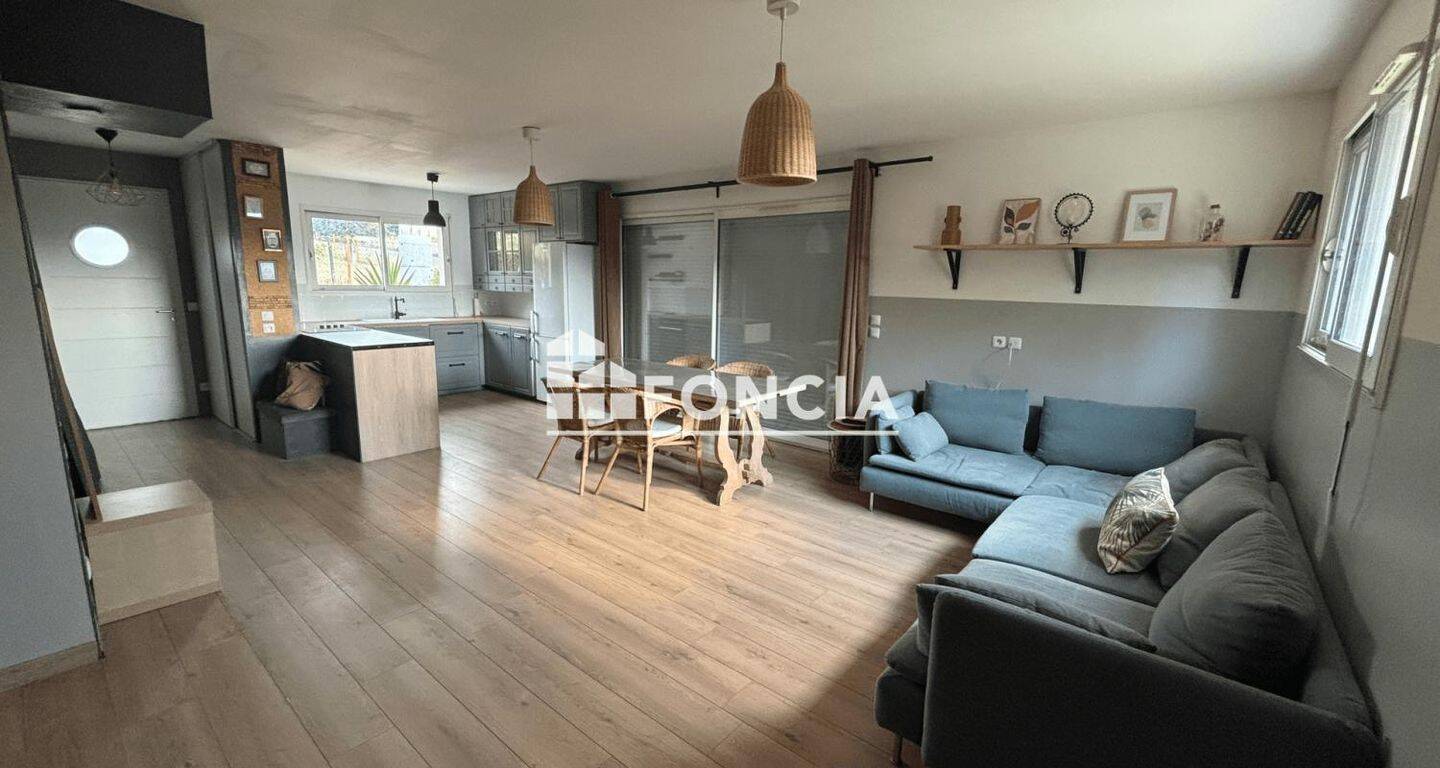Maison 3 pièces 73 m² · à Montélimar · 72,6 m² · 1 150 €/mois