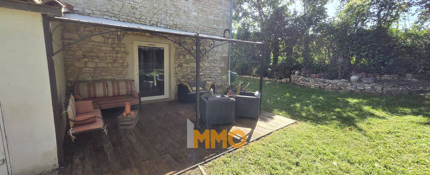 Appartement 4 pièces 100 m² · à Lucenay · 100 m² · 1 300 €