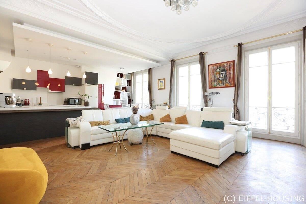 Appartement 6 pièces 184 m² · à Paris 17ème Arrondissement · 184 m² · 7 500 €