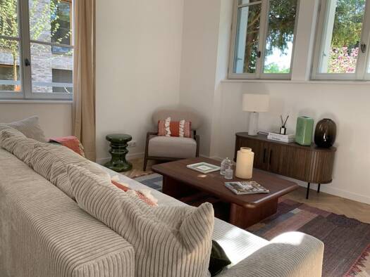 Duplex à louer 2 290 € 4 pièces 3 chambres 89 m² RDC Montreuil Versailles 78000