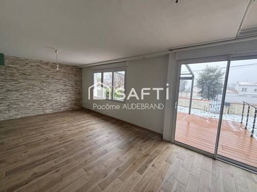 Maison jumelée à vendre 214 500 € 5 pièces 3 chambres 99 m² 394 m² de terrain Souche Niort 79000